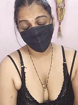Sexyy_hott_couple live cam on StripChat