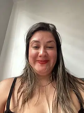 Abby-LS live cam on StripChat