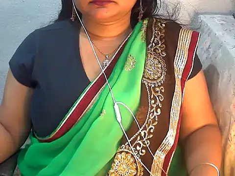 Saniya_K2 live cam on StripChat