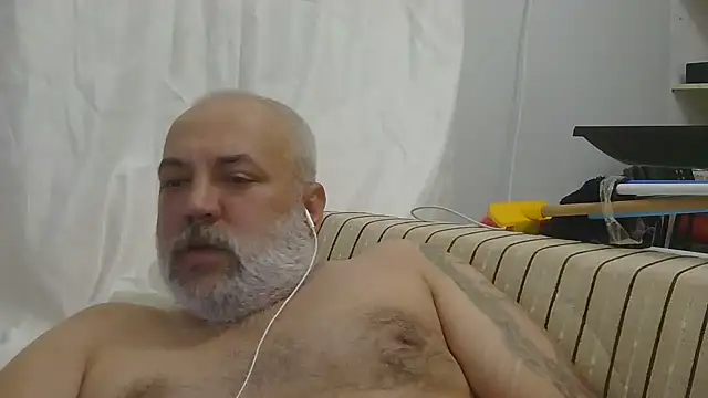 husoizmir live cam on StripChat