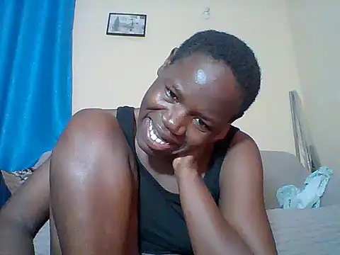 Blacksexyqueen24 live cam on StripChat