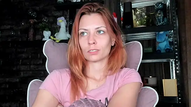karo123421 live cam on StripChat