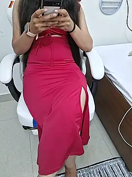 sushmita0 live cam on StripChat