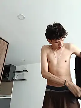 H3ll_B0Y_ live cam on StripChat