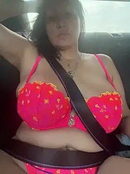 Alicedomi8 live sex cam