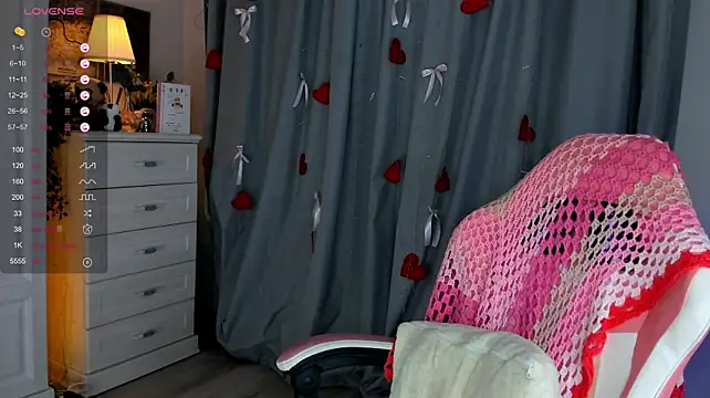 _Loneve__ live cam on StripChat