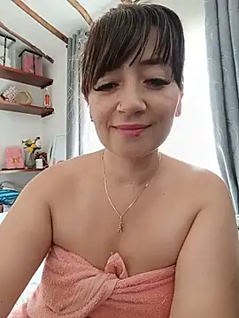 tata_sanz_ live cam on StripChat