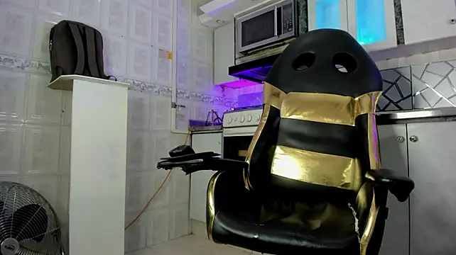 Elio_kai1 live sex cam
