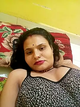 Priti_hote live cam on StripChat
