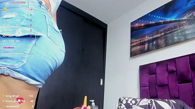 Alicia_Whitee live sex cam