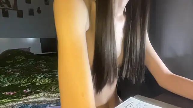 MerilynPlenty live sex cam