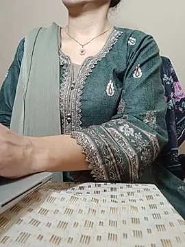 Chanchal--Navya live cam on StripChat