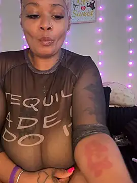 BIGCUMSHOW35 live sex cam