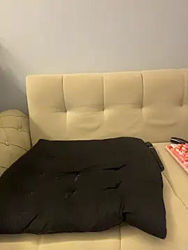 _belladona_ live cam on StripChat