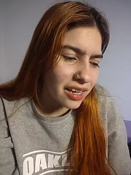 Stefany_lf live cam on StripChat
