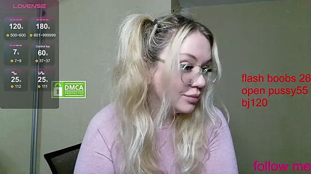 elven_dreams_ live cam on StripChat