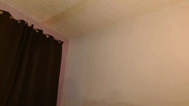 sexychubby___ live cam on StripChat