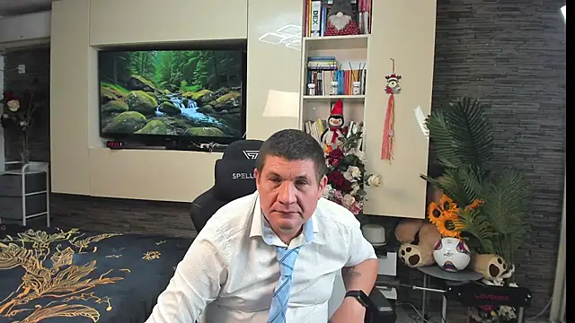 SpartacusDaddy48 live sex cam