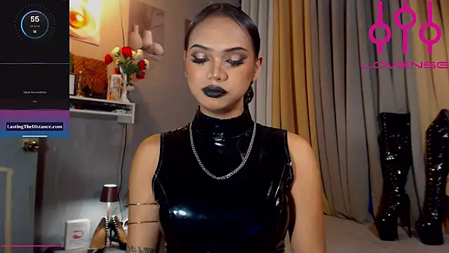 Lexi_ThunderFuck live cam on StripChat