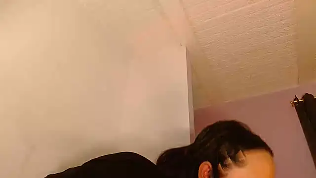sexychubby___ live cam on StripChat