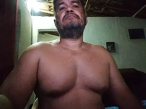 tarra122 live cam on StripChat