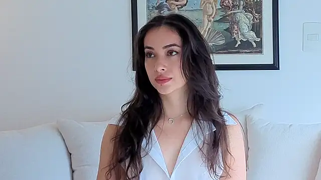 IsabellaSandoval live cam on StripChat