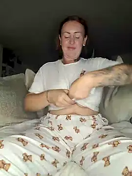 RebelVixenX live sex cam