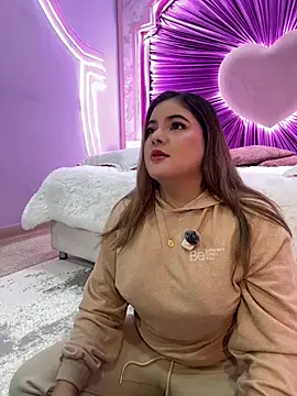 EVELIN_MASON live cam on StripChat