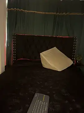 AustinJones_ live cam on StripChat
