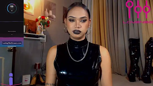 Lexi_ThunderFuck live cam on StripChat