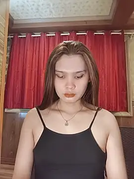 hugecock_belle live cam on StripChat