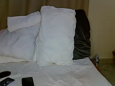 Sexyariahhh live cam on StripChat