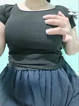 Shine_Mai live cam on StripChat