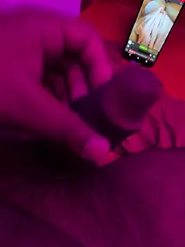 parsonal_play_boy live cam on StripChat