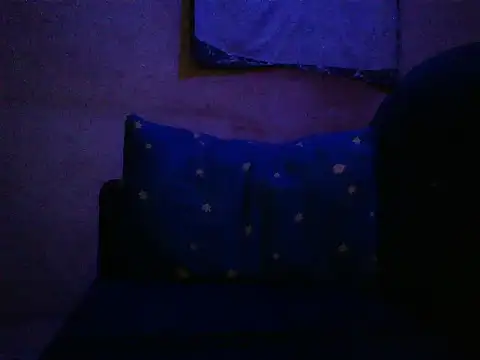 HomeBully live sex cam