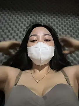 lana-kan live cam on StripChat