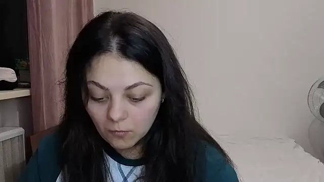 _Mikky_lil_ live cam on StripChat
