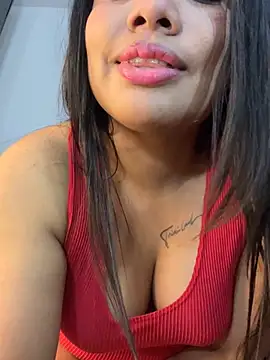 Rashell1_Queen live cam on StripChat