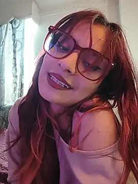 RedMeloddy live cam on StripChat