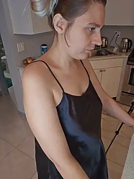 ScarletsWeb live cam on StripChat