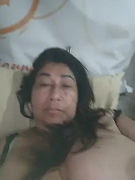 PatriciaGrajales live cam on StripChat