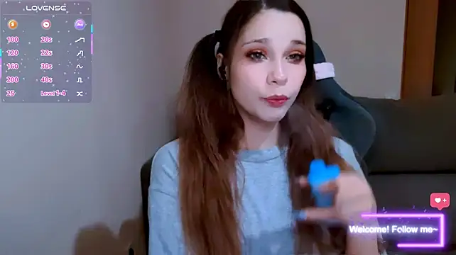 kittenalissa live cam on StripChat