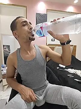 highguy live sex cam