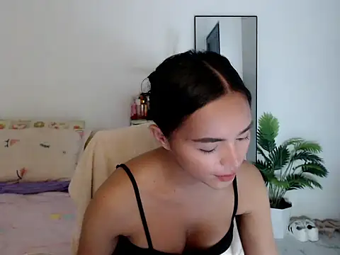 miya_khali live cam on StripChat