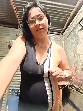 Dirty_Pregnant_Mommy live cam on StripChat