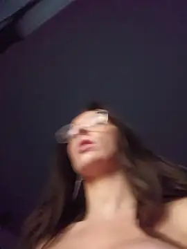 LilyOrion live sex cam