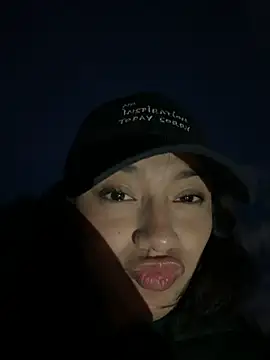 CocoaGigiMuse live sex cam