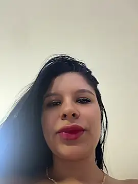 Elara_Luxe live cam on StripChat