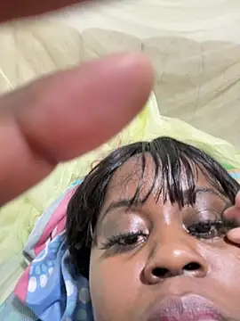 SharikBrowns live cam on StripChat