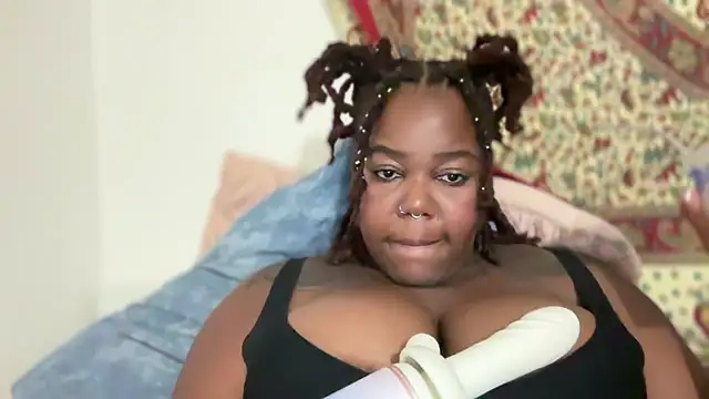 Goddess_Nafeesha live cam on StripChat